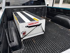 1995 GMC 1500 REGULAR CAB PICKUP V8, 5.0 LITER SHORT BED