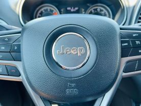 2019 JEEP CHEROKEE SUV 4-CYL, ZERO EVAP, 2.4 LITER LATITUDE PLUS SPORT UTILITY 4D
