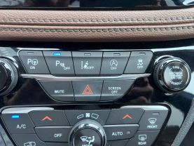 2019 CHRYSLER PACIFICA VAN V6, 3.6 LITER LIMITED MINIVAN 4D