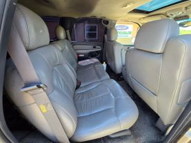 2001 CHEVROLET TAHOE SUV V8, 5.3 LITER SPORT UTILITY 4D