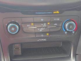 2017 Ford Focusse Sedan 4d - Image 28