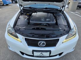 2012 Lexus Is - Image 26