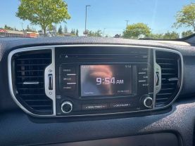 2018 KIA SPORTAGE SUV 4-CYL, GDI, 2.4 LITER LX SPORT UTILITY 4D