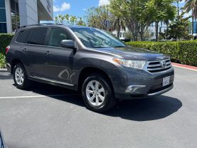 2012 TOYOTA HIGHLANDER SUV 4-CYL, 2.7 LITER SPORT UTILITY 4D