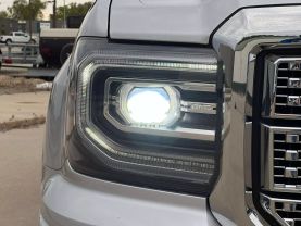 2018 GMC SIERRA 1500 CREW CAB PICKUP V8, ECOTEC3, 6.2 LITER DENALI PICKUP 4D 5 3/4 FT