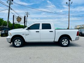 2020 RAM 1500 CLASSIC CREW CAB PICKUP V8, HEMI, 5.7 LITER TRADESMAN PICKUP 4D 5 1/2 FT