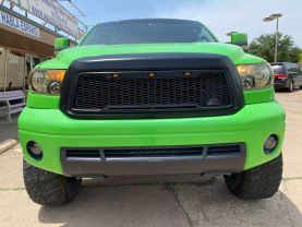 2010 TOYOTA TUNDRA CREWMAX PICKUP V8, 5.7 LITER PICKUP 4D 5 1/2 FT