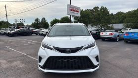 2021 Toyota Sienna - Image 8