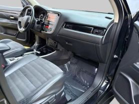 2019 MITSUBISHI OUTLANDER SUV 4-CYL, 2.4 LITER SE SPORT UTILITY 4D