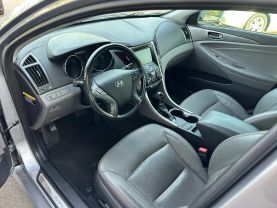 2015 HYUNDAI SONATA SEDAN 4-CYL, HYBRID, 2.4 LITER HYBRID LIMITED SEDAN 4D