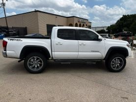 2017 TOYOTA TACOMA DOUBLE CAB PICKUP V6, 3.5 LITER TRD OFF-ROAD PICKUP 4D 5 FT