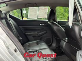 2019 Nissan Altima - Image 14