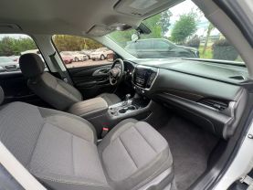 2020 Chevrolet Traverse Ls Sport Utility 4d - Image 25