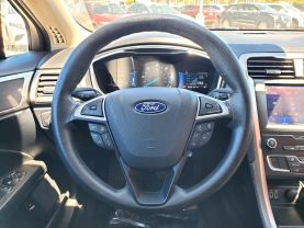 2019 FORD FUSION SEDAN 4-CYL, HYBRID, 2.0 LITER SE HYBRID SEDAN 4D
