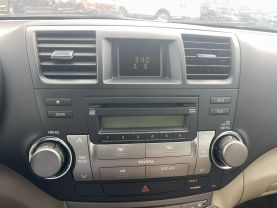2009 Toyota Highlander - Image 17