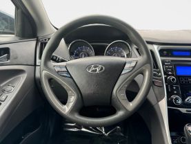 2013 HYUNDAI SONATA SEDAN 4-CYL, 2.4 LITER GLS SEDAN 4D