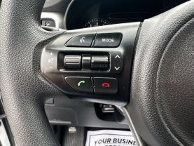 2017 KIA SORENTO SUV 4-CYL, GDI, 2.4 LITER LX SPORT UTILITY 4D