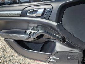 2017 PORSCHE CAYENNE SUV