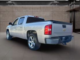 2013 CHEVROLET SILVERADO 1500 CREW CAB PICKUP V8, FLEX FUEL, 5.3 LITER LT PICKUP 4D 5 3/4 FT