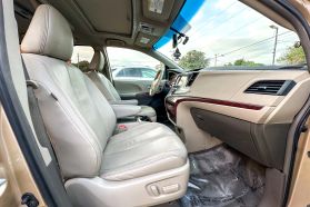 2012 TOYOTA SIENNA VAN - AUTOMATIC - Gentle Carmen Auto