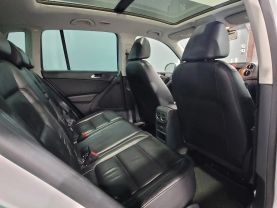 2011 Volkswagen Tiguan - - Image 26