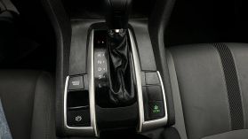 2017 Honda Civic - Image 31