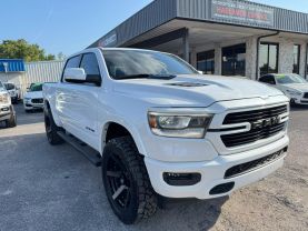 2019 RAM 1500 CREW CAB