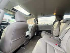 2015 TOYOTA SIENNA VAN V6, 3.5 LITER XLE MINIVAN 4D