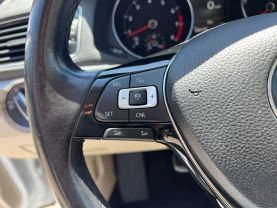 2017 VOLKSWAGEN PASSAT