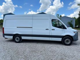 2019 MERCEDES-BENZ SPRINTER 2500 CREW CARGO 4-CYL, TURBO, 2.0 LITER HIGH ROOF W/170" WB VAN 3D at T&T Repairables - used car dealership in Spencer, Indiana.