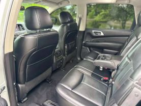 2017 NISSAN PATHFINDER