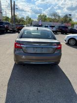 2014 Chrysler 200 - Image 7