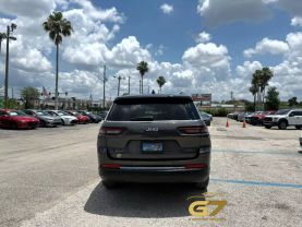 2023 Jeep Grand Cherokee L - Image 3