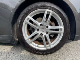 2013 Porsche Panamera - Image 42