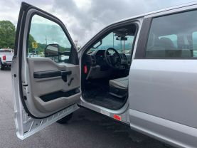 2017 FORD F350 SUPER DUTY CREW CAB 8FT KNAPHEIDE SERVICE BED TRUCK SERVICE/UTILITY TRUCKS V8, FLEX FUEL, 6.2 LITER XL PICKUP 4D 8 FT - Eddies Auto Sales