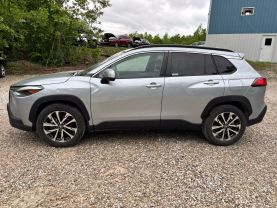 2022 TOYOTA COROLLA CROSS SUV 4-CYL, 2.0 LITER XLE SPORT UTILITY 4D at T&T Repairables - used car dealership in Spencer, Indiana.