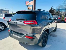 2018 JEEP CHEROKEE SUV 4-CYL, ZERO EVAP, 2.4 LITER LATITUDE SPORT UTILITY 4D