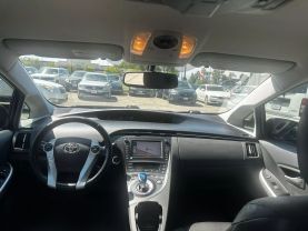 2010 TOYOTA PRIUS HATCHBACK 4-CYL, HYBRID, 1.8 LITER III HATCHBACK 4D