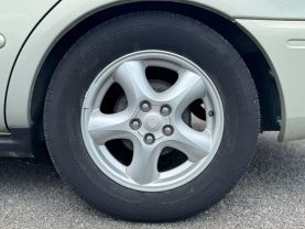 2004 FORD TAURUS SEDAN V6, 3.0 LITER SE SEDAN 4D