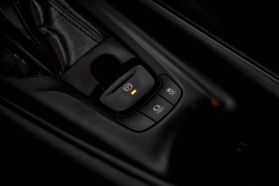 2018 TOYOTA C-HR SUV 4-CYL, 2.0 LITER XLE PREMIUM SPORT UTILITY 4D
