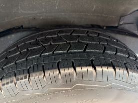 1999 LEXUS LX SUV V8, 4.7 LITER LX 470 SPORT UTILITY 4D