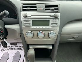 2011 TOYOTA CAMRY SEDAN 4-CYL, 2.5 LITER LE SEDAN 4D