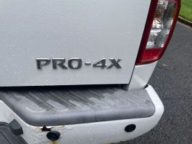 2016 NISSAN FRONTIER CREW CAB PICKUP V6, 4.0 LITER PRO-4X PICKUP 4D 5 FT