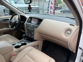 2017 NISSAN PATHFINDER SUV V6, 3.5 LITER SL SPORT UTILITY 4D