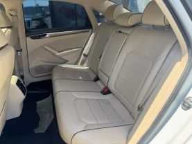 2017 VOLKSWAGEN PASSAT SEDAN 4-CYL, TURBO, 1.8 LITER 1.8T SE SEDAN 4D