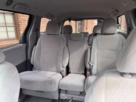 2018 TOYOTA SIENNA VAN V6, 3.5 LITER LE MINIVAN 4D