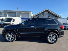 2011 JEEP GRAND CHEROKEE SUV V8, 5.7 LITER OVERLAND SPORT UTILITY 4D