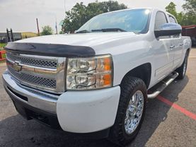 2011 CHEVROLET SILVERADO 1500 CREW CAB PICKUP V8, FLEX FUEL, 5.3 LITER LT PICKUP 4D 5 3/4 FT