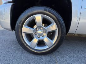 2013 CHEVROLET SILVERADO 1500 CREW CAB PICKUP V8, FLEX FUEL, 5.3 LITER LT PICKUP 4D 5 3/4 FT