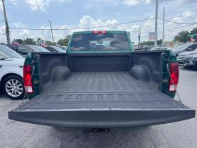 2013 RAM 2500 CREW CAB PICKUP V8, HEMI, 5.7 LITER TRADESMAN PICKUP 4D 6 1/3 FT